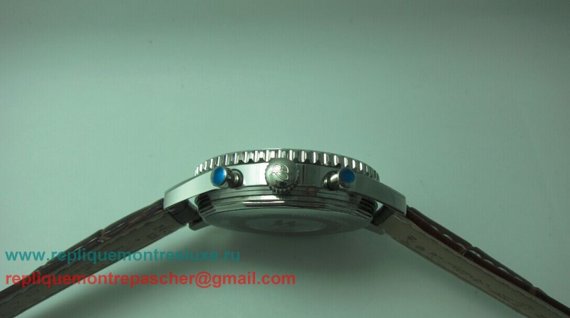 Breitling Chronoliner Working Chronograph BGM215 - Cliquez sur l'image pour la fermer