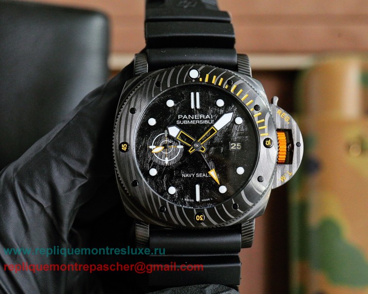 Replique Panerai Luminor Submersible Navy Seals Automatique PIMN82